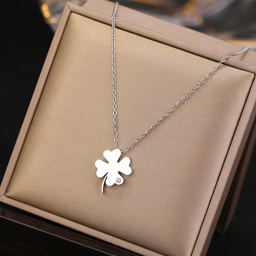 Collana Quadrifoglio Punto Luce | CONFEZIONE REGALO INCLUSA!